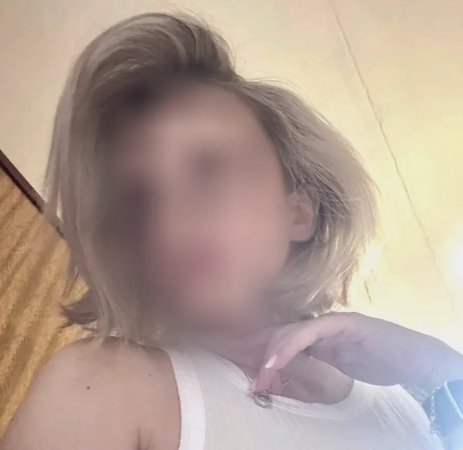Ariadna, 28 años